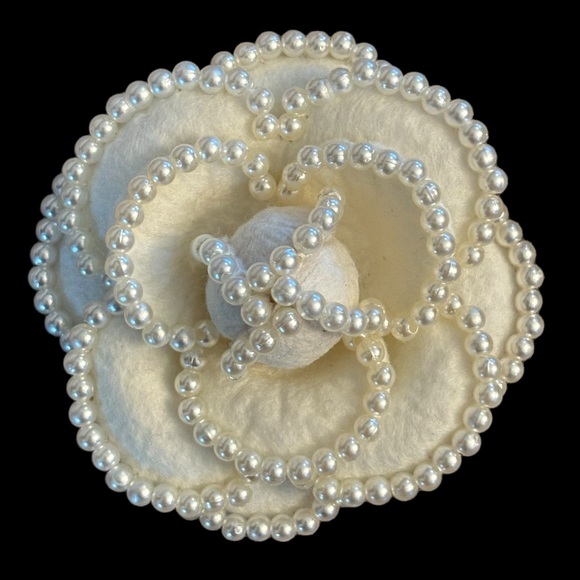 Handmade Pearl Trim Pin Brooch Hair Clip - Picture 10 of 12